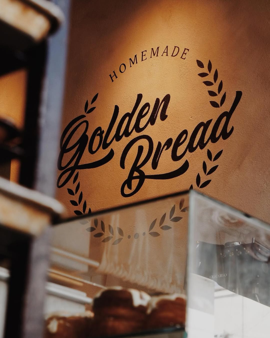 Dogo Golden Bread